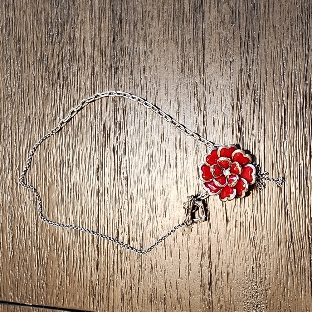 Lia Sophia red flower necklace 14"